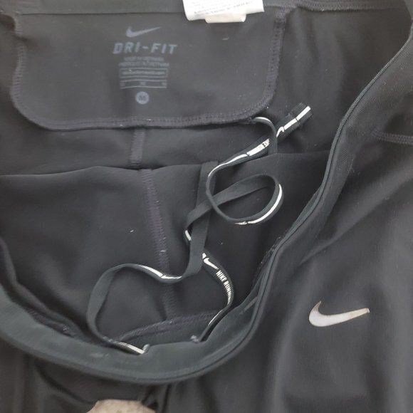 Nike Power Essential Women’s Size Medium Black Mid Rise Running Crops Pants - Picture 7 of 10